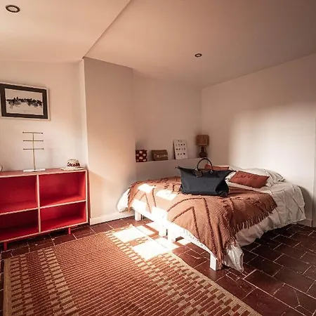 Apartment Mon